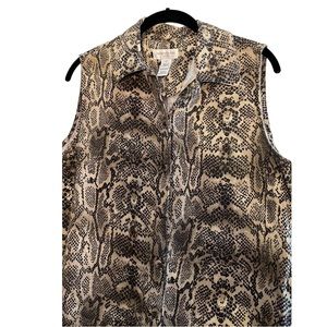 Jones New York size  large button down brown reptile print fits 10-12
